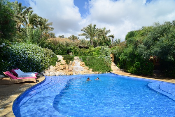Sunday At Edde Sands